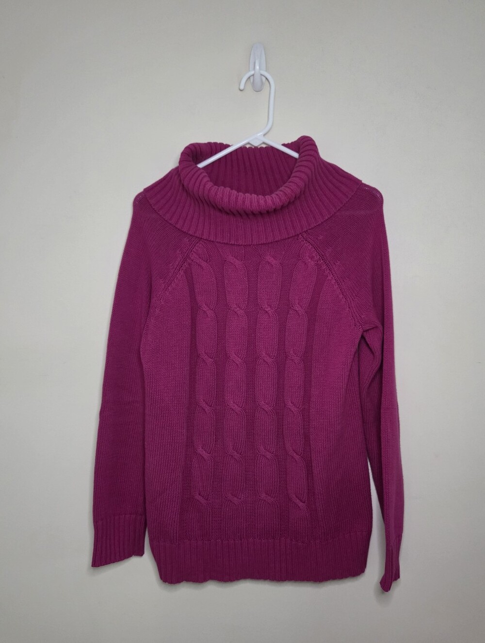 Women's Kim Rogers Fushia Color Cowl Neck Sweater Sz Small